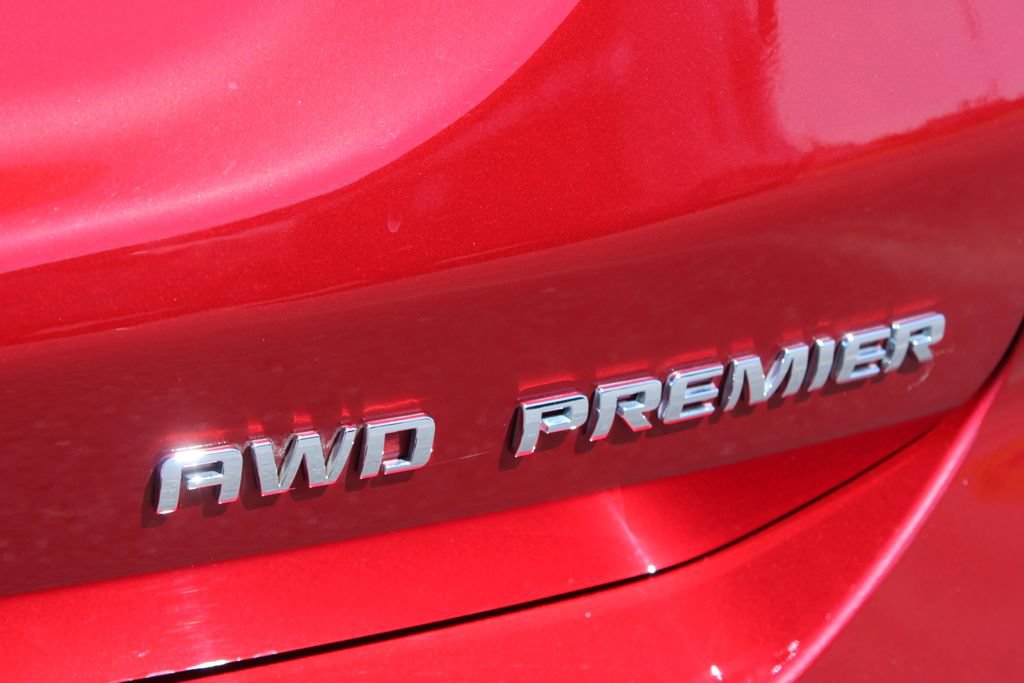 Used 2023 Chevrolet Equinox Premier AWD/4WD image 16