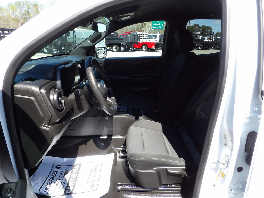 Used 2023 Chevrolet Colorado W/T RWD image 17