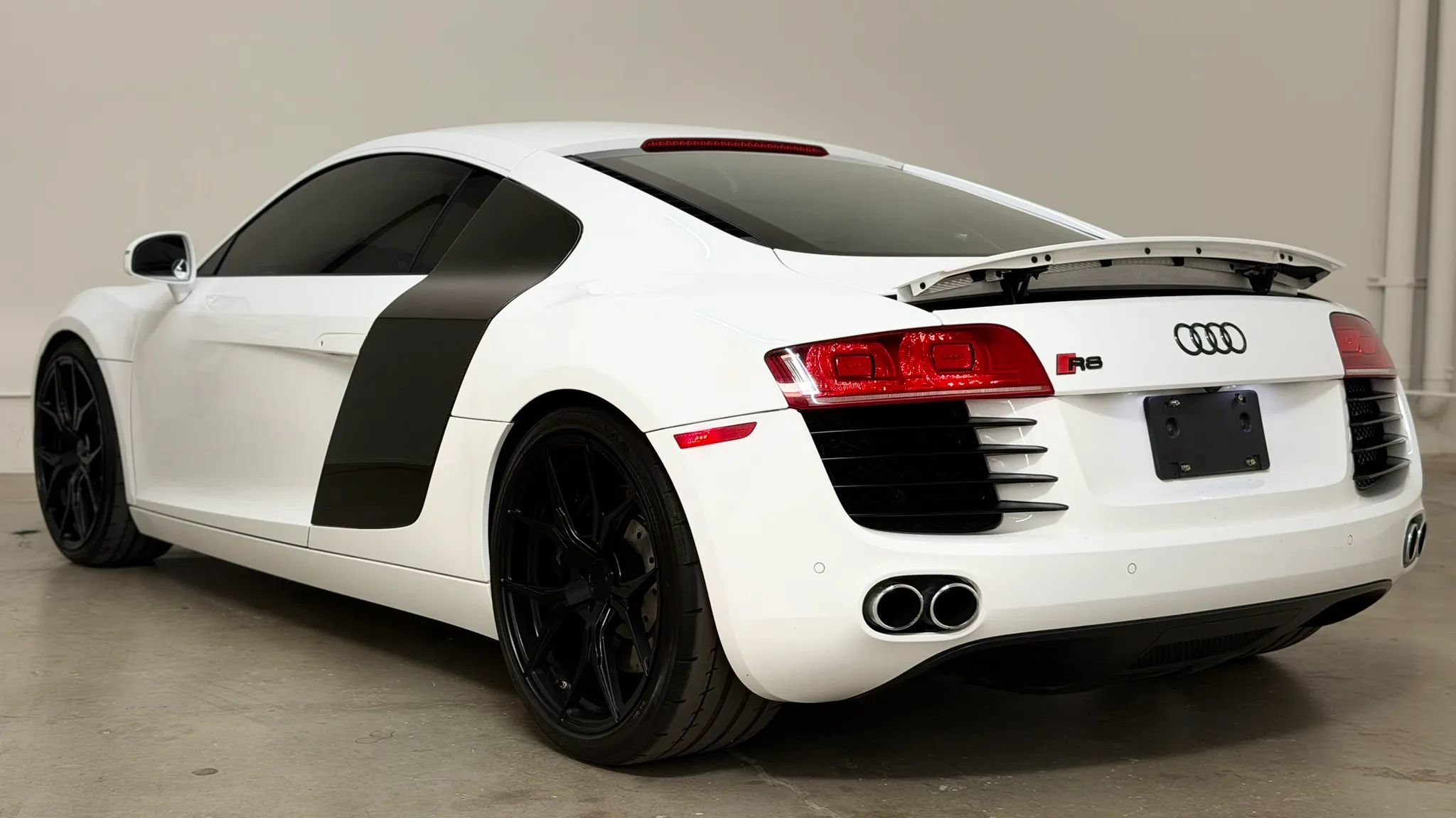 Used 2012 Audi R8 V8 AWD/4WD image 8