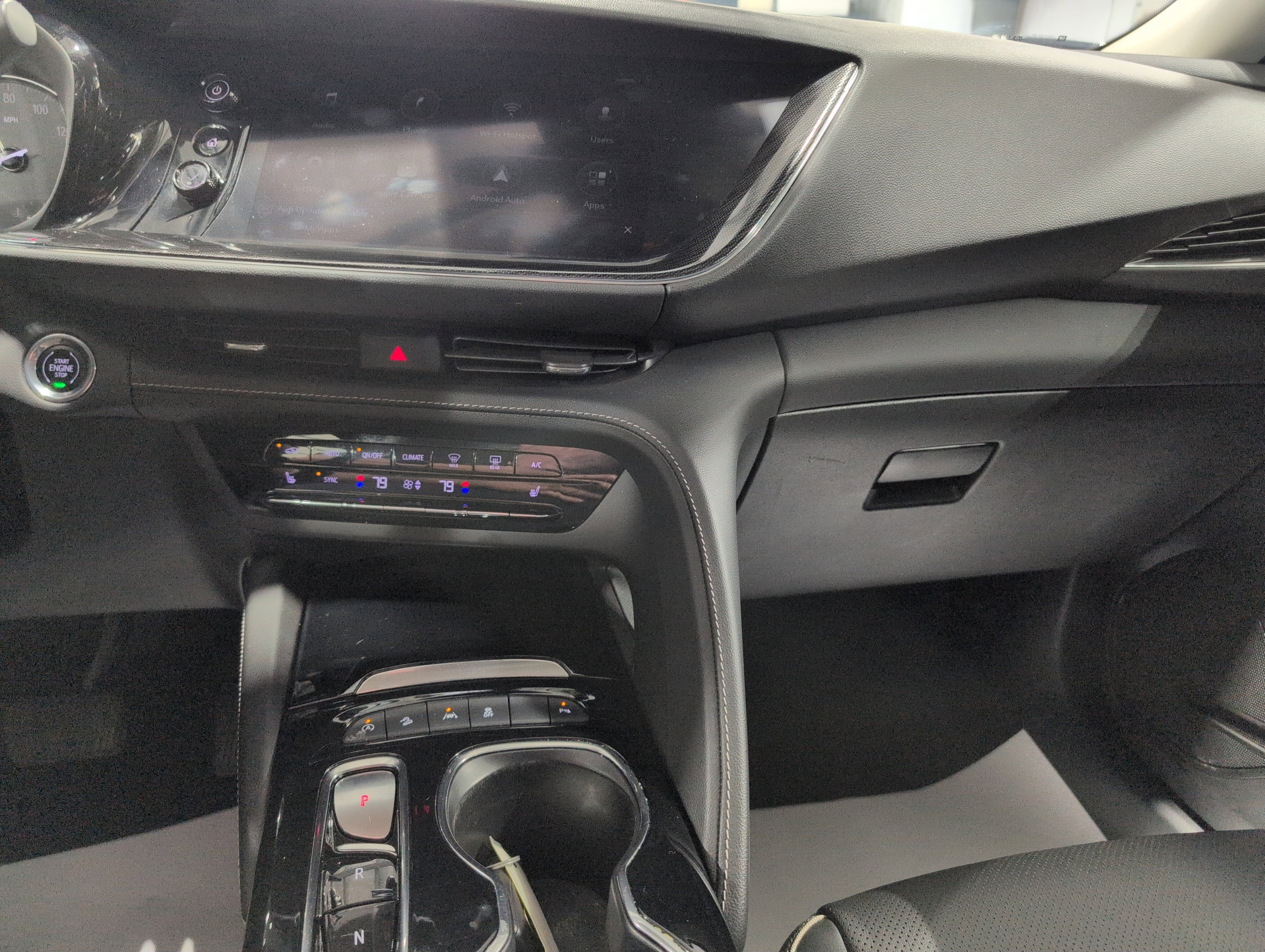 Used 2023 Buick Envision Essence AWD/4WD image 15