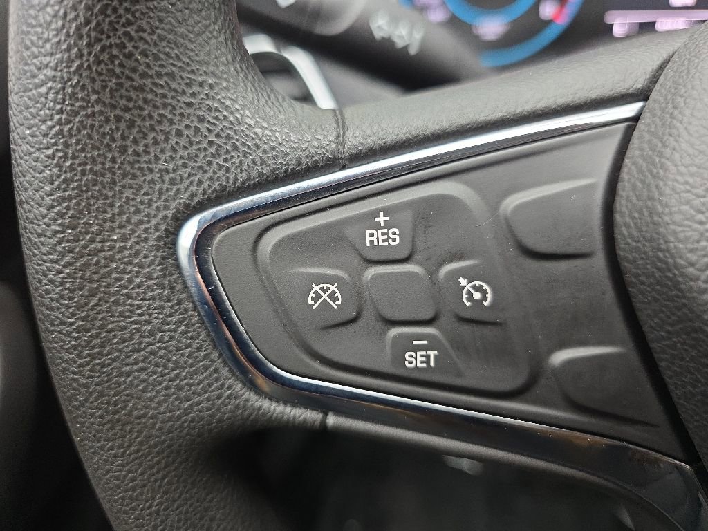Used 2017 Chevrolet Cruze LT w/ Convenience Package FWD image 25