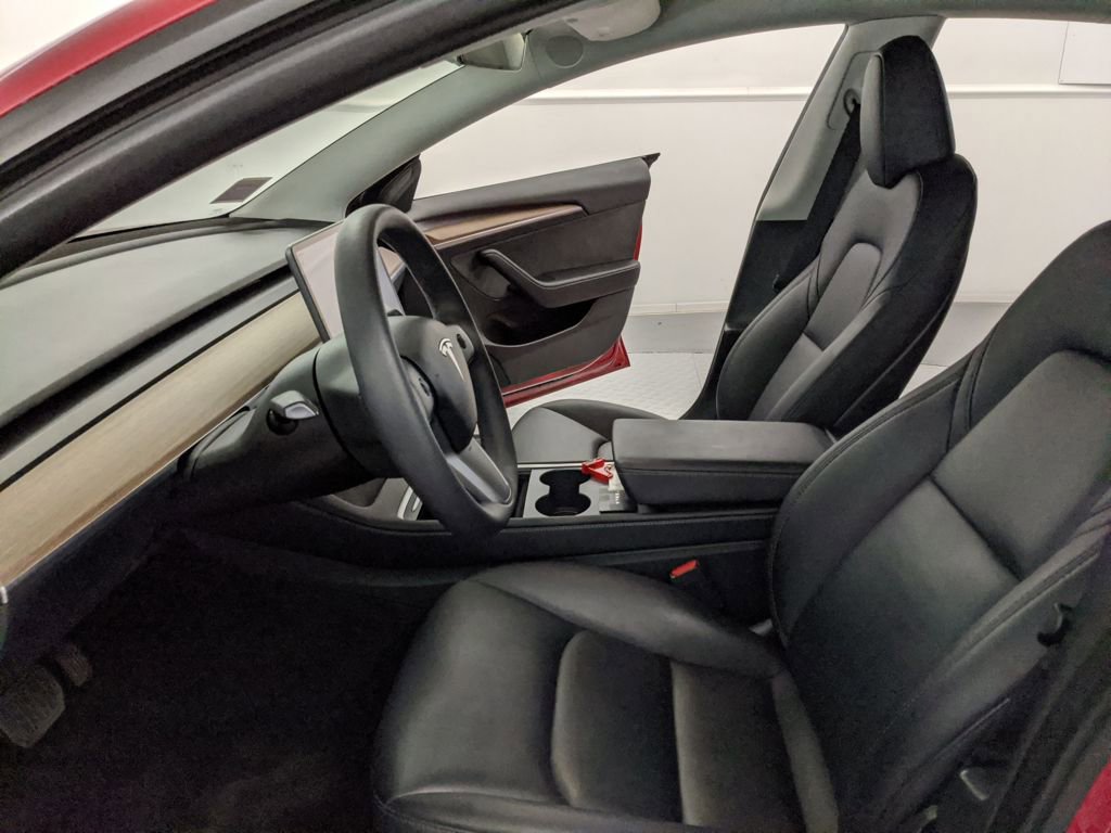 Used 2023 Tesla Model 3 Standard Range image 13