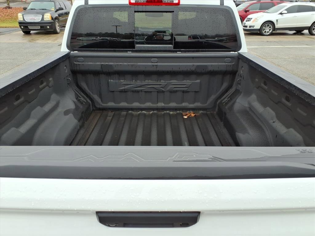 Used 2024 Chevrolet Colorado ZR2 w/ ZR2 Convenience Package III image 7