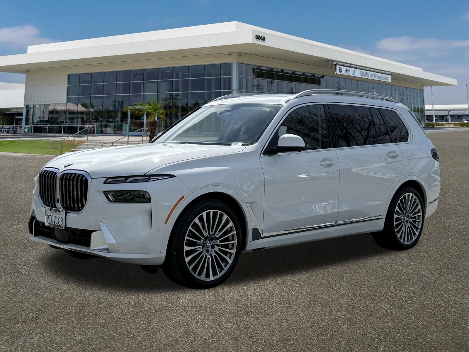 Used 2026 BMW X7 xDrive40i image 5