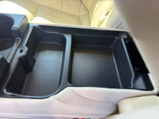 Used 2013 Lincoln MKS AWD image 14