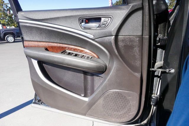 Used 2018 Acura MDX FWD image 22