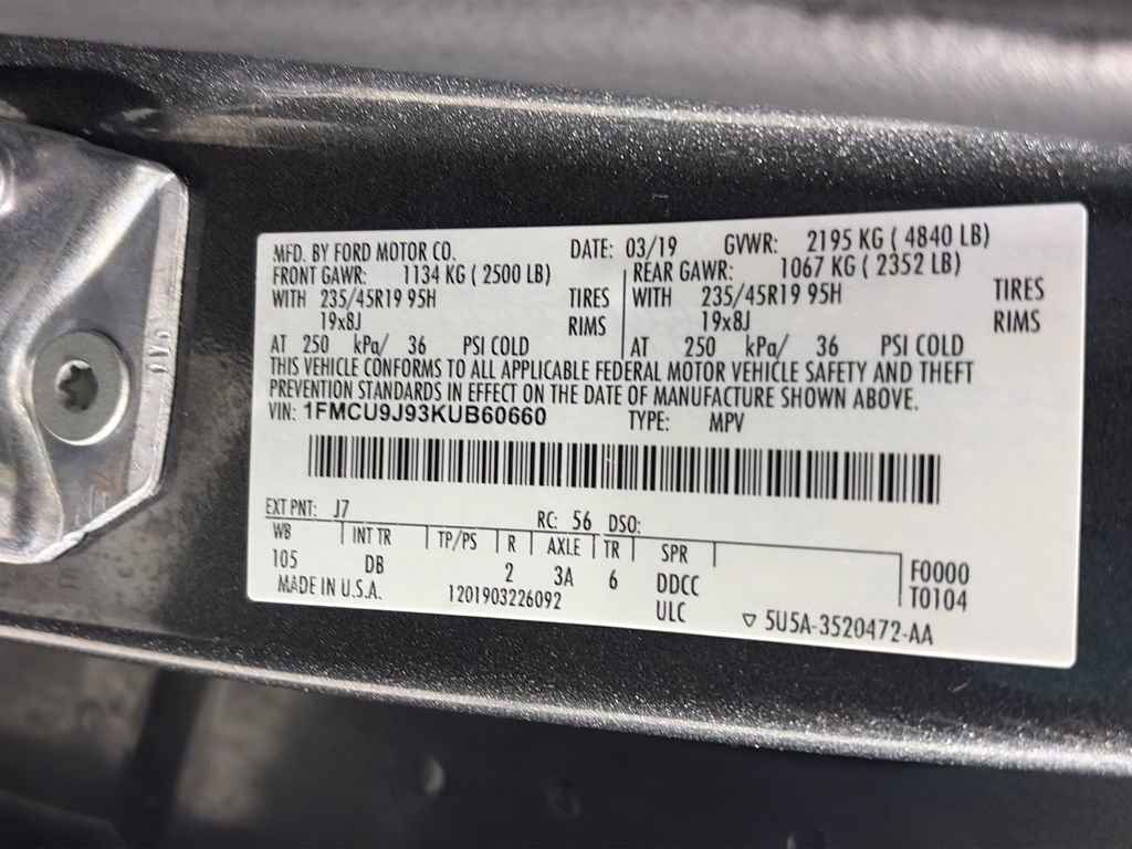 Certified 2019 Ford Escape Titanium AWD/4WD image 9