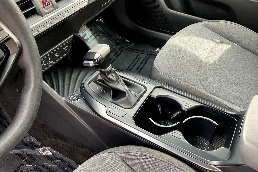 Used 2025 Kia K4 LXS image 15