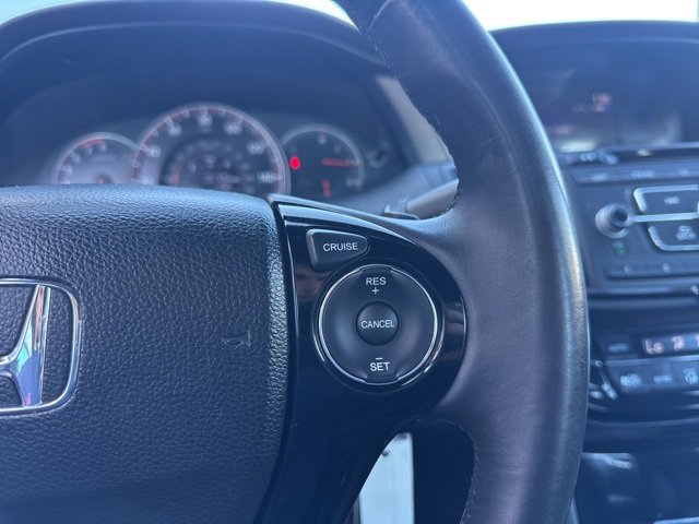 Used 2016 Honda Accord Sport image 15