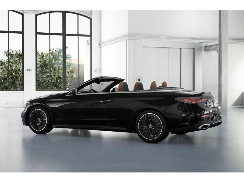 Certified 2025 Mercedes-Benz CLE 300 4MATIC Cabriolet image 31