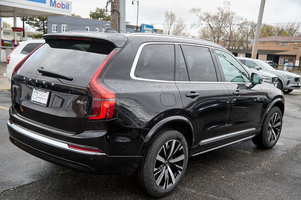 New 2025 Volvo XC90 B6 Core w/ Protection Package Premier image 9