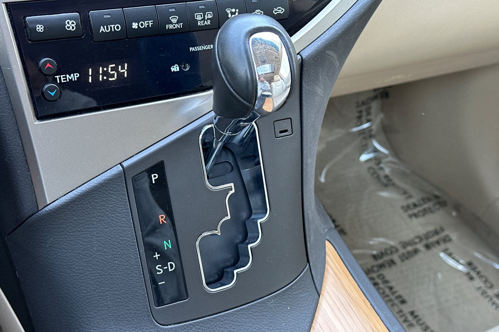 Used 2015 Lexus RX 450h FWD image 17