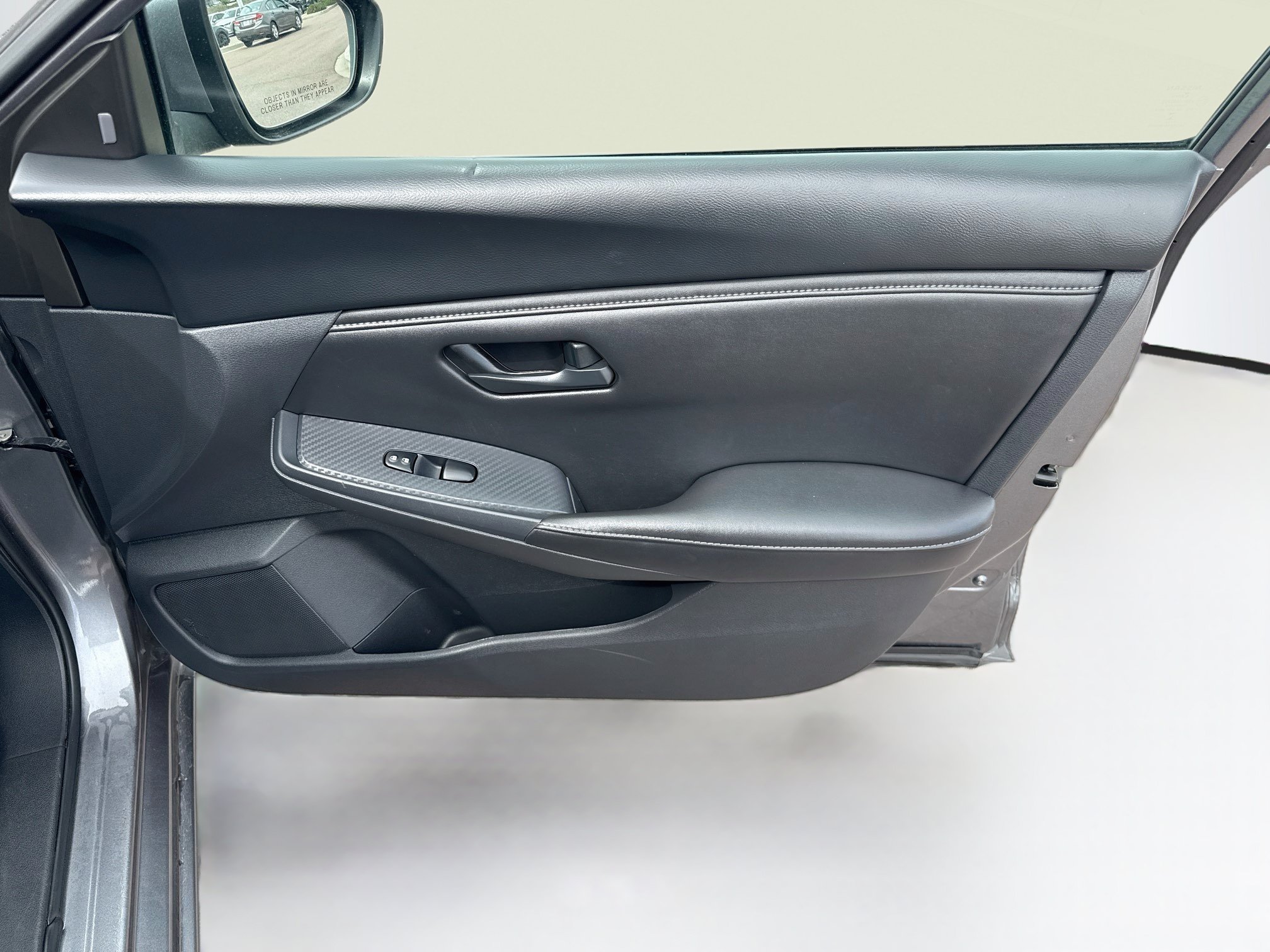 Used 2024 Nissan Sentra S FWD image 29