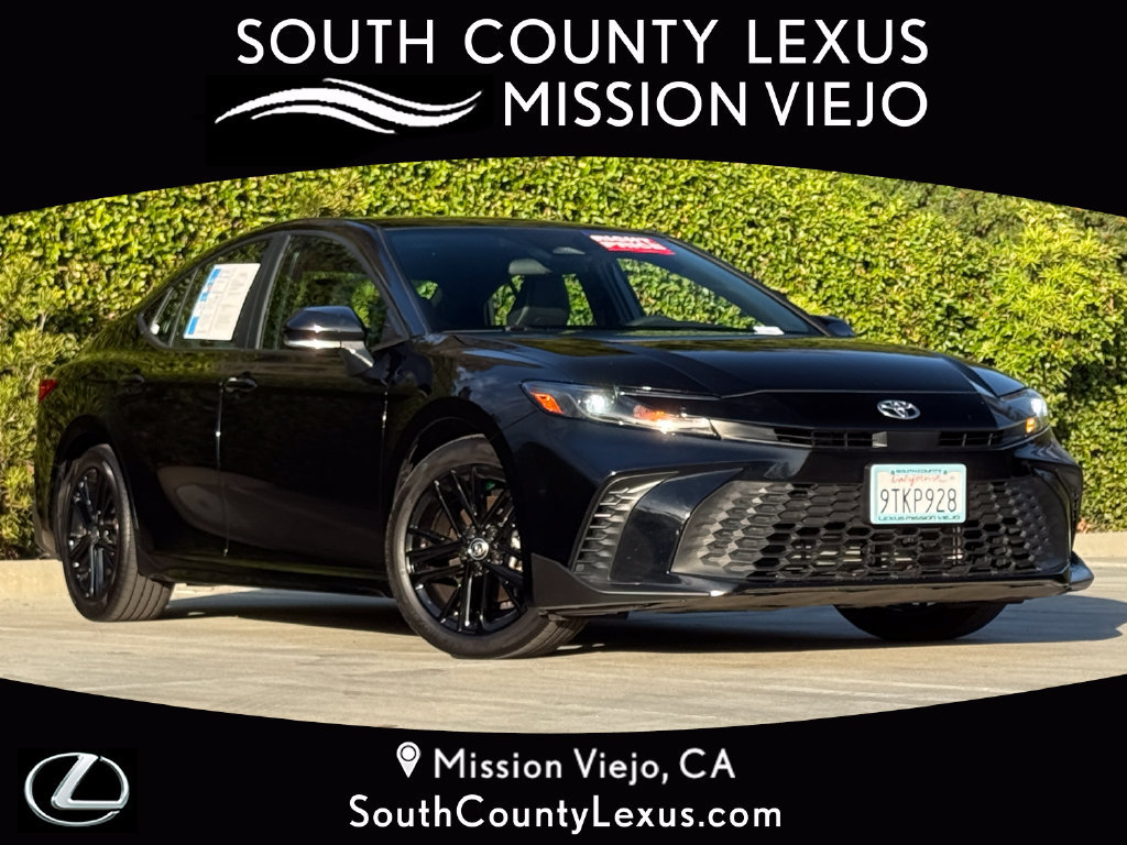 Used 2025 Toyota Camry SE