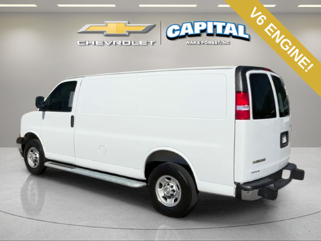 Used 2025 Chevrolet Express 2500 w/ Driver Convenience Package RWD image 3