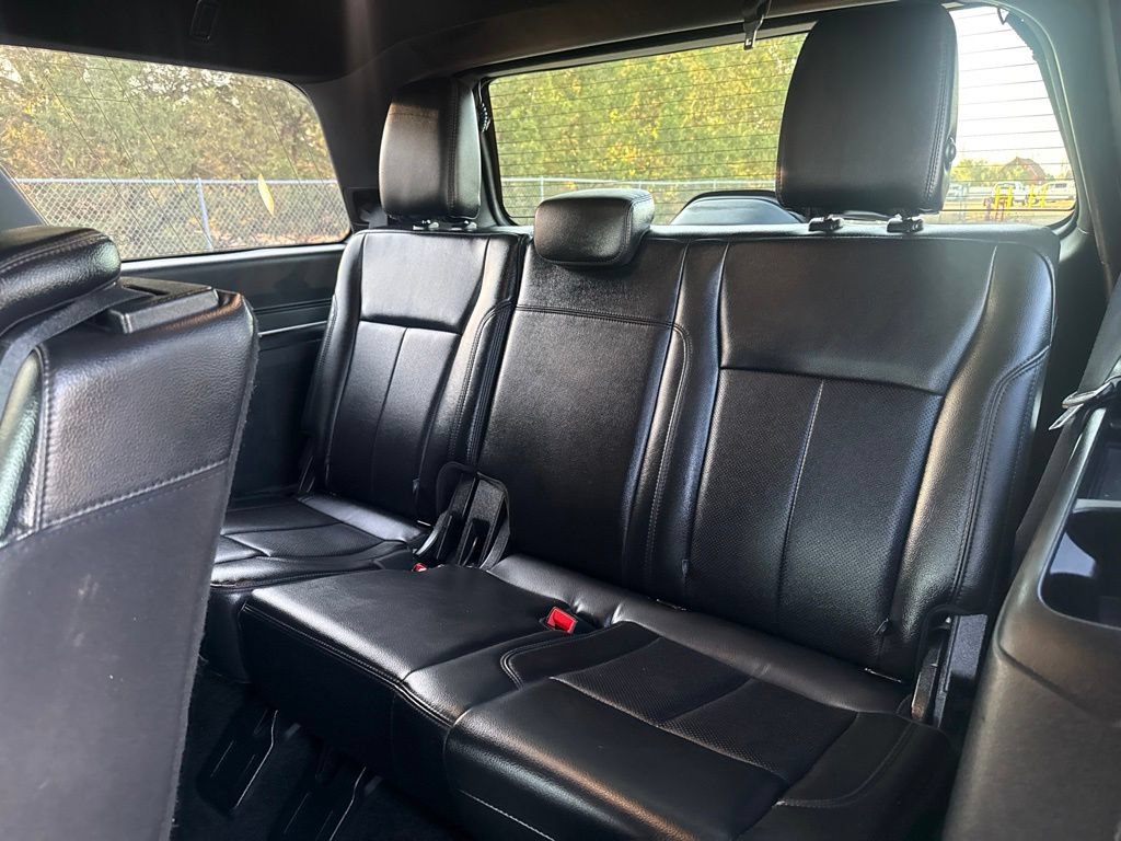 Used 2019 Ford Expedition XLT w/ Equipment Group 202A RWD image 31