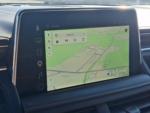 Used 2024 GMC Yukon XL AT4 w/ Technology Package AWD/4WD image 3