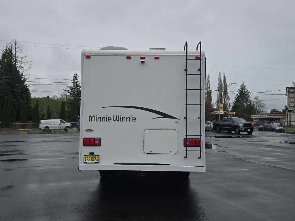 Used 2014 Ford E-350 and Econoline 350 Super Duty RWD image 8