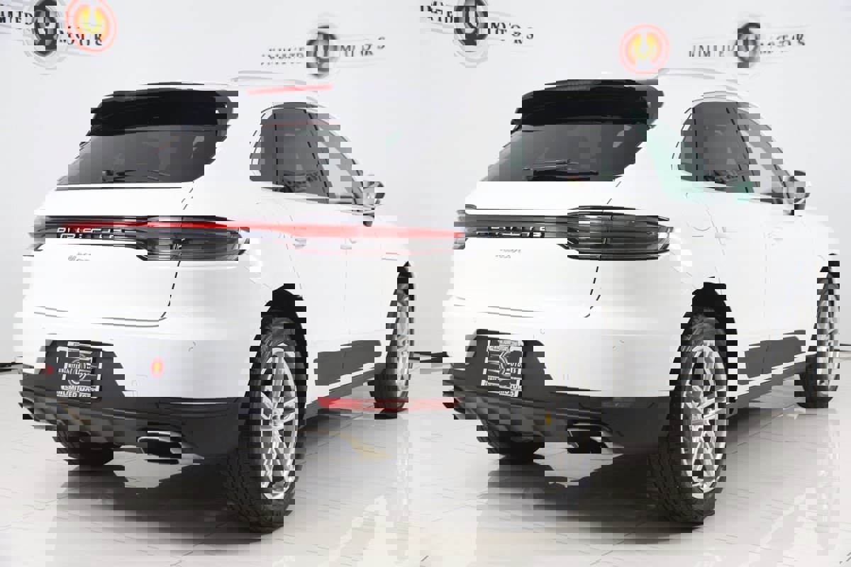 Used 2021 Porsche Macan image 3