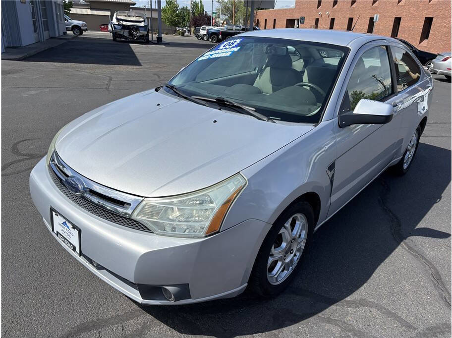 Used 2008 Ford Focus SES FWD image 1