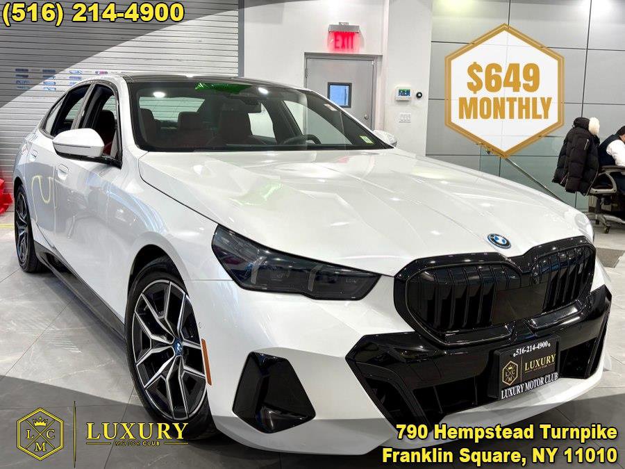 Used 2025 BMW i5 xDrive40 w/ M Sport Package image 2