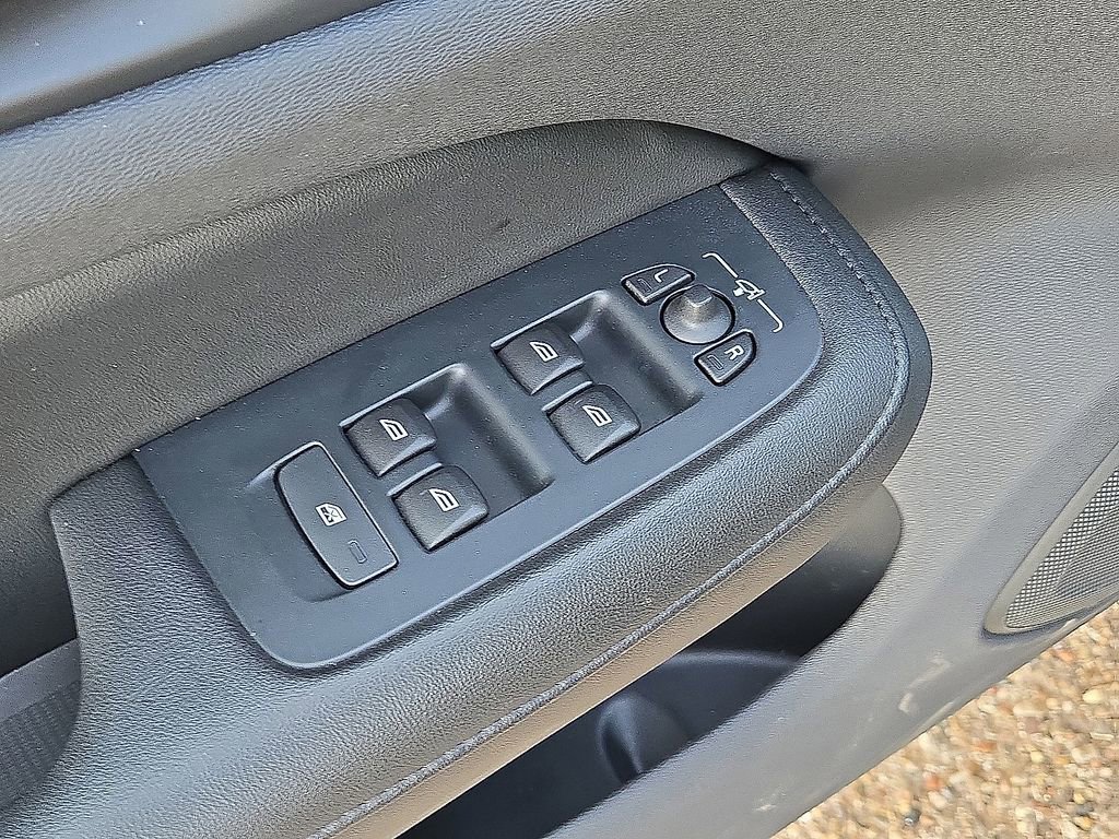 Certified 2024 Volvo S60 B5 Core image 22