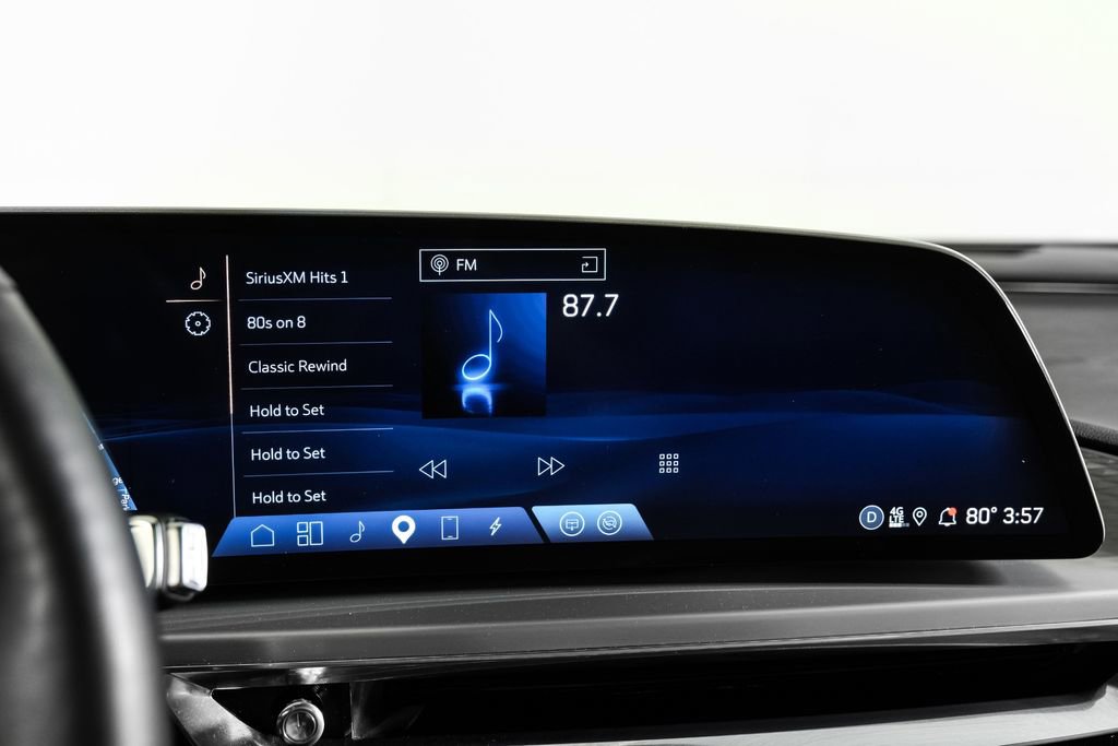 Used 2023 Cadillac Lyriq 2WD image 28