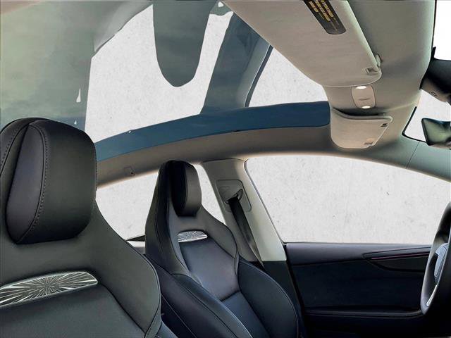 Used 2026 Tesla Model Y Performance AWD/4WD image 13