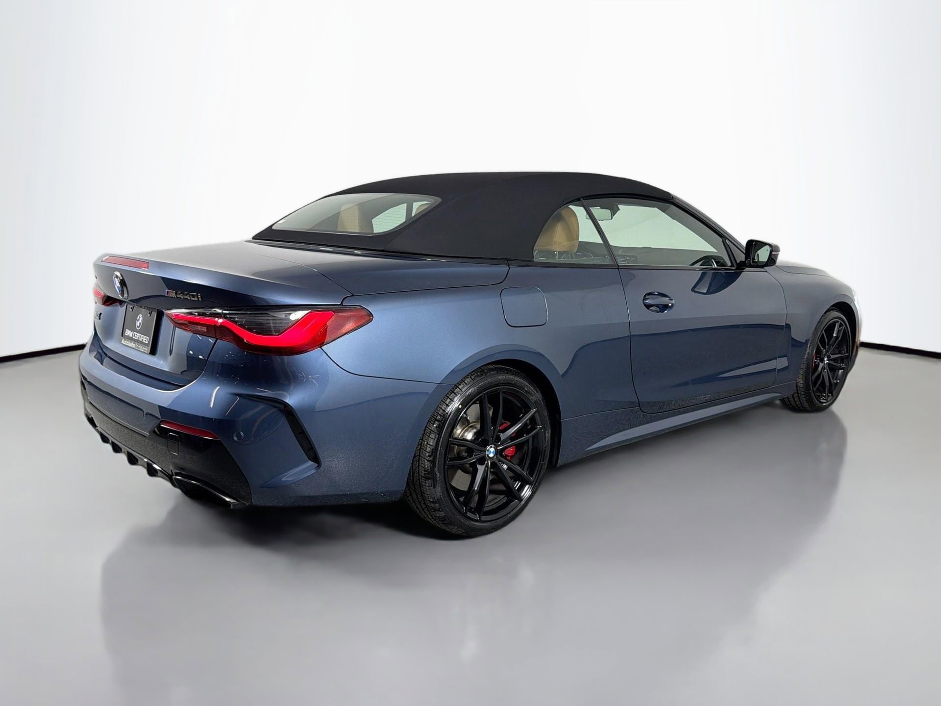 Certified 2023 BMW 440i xDrive Convertible w/ Premium Package image 6
