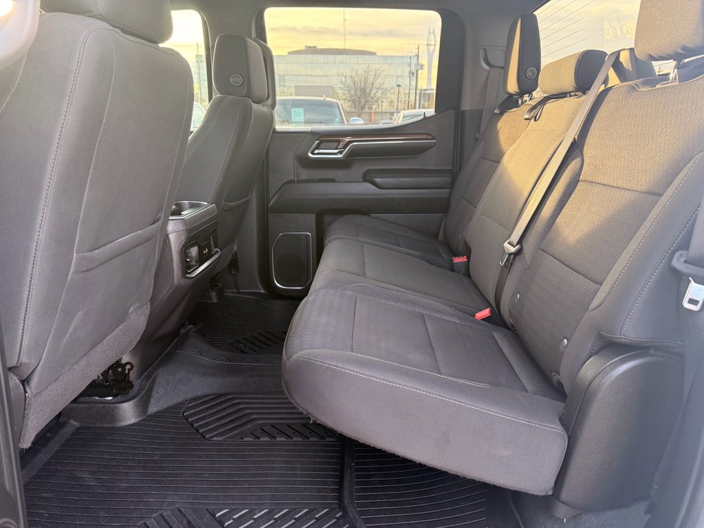 Used 2024 Chevrolet Silverado 1500 LT Trail Boss image 18