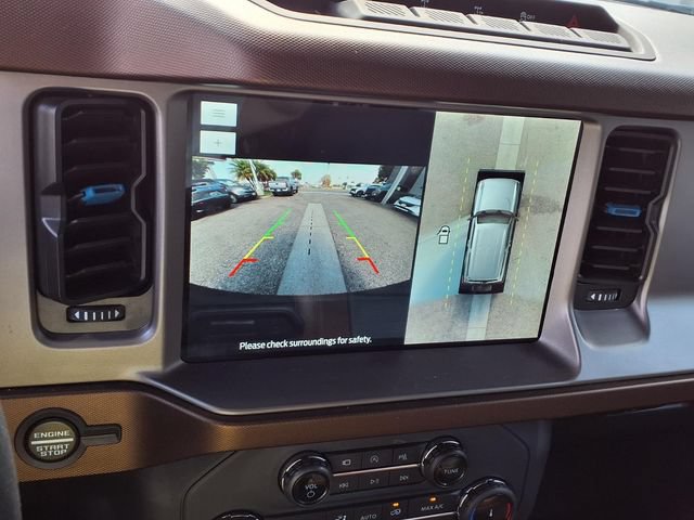 Used 2022 Ford Bronco Outer Banks w/ Sasquatch Package AWD/4WD image 6