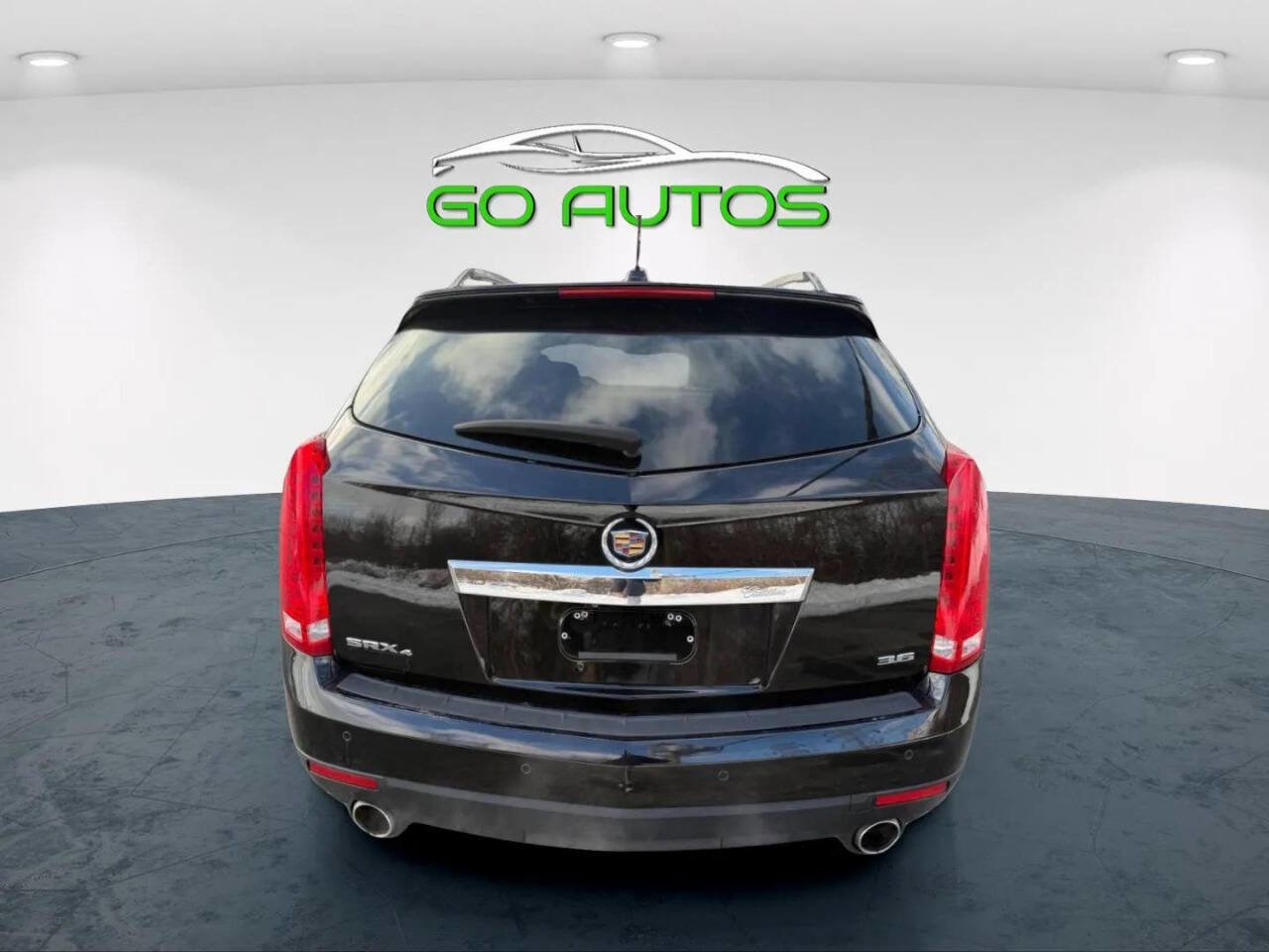Used 2015 Cadillac SRX Luxury image 4