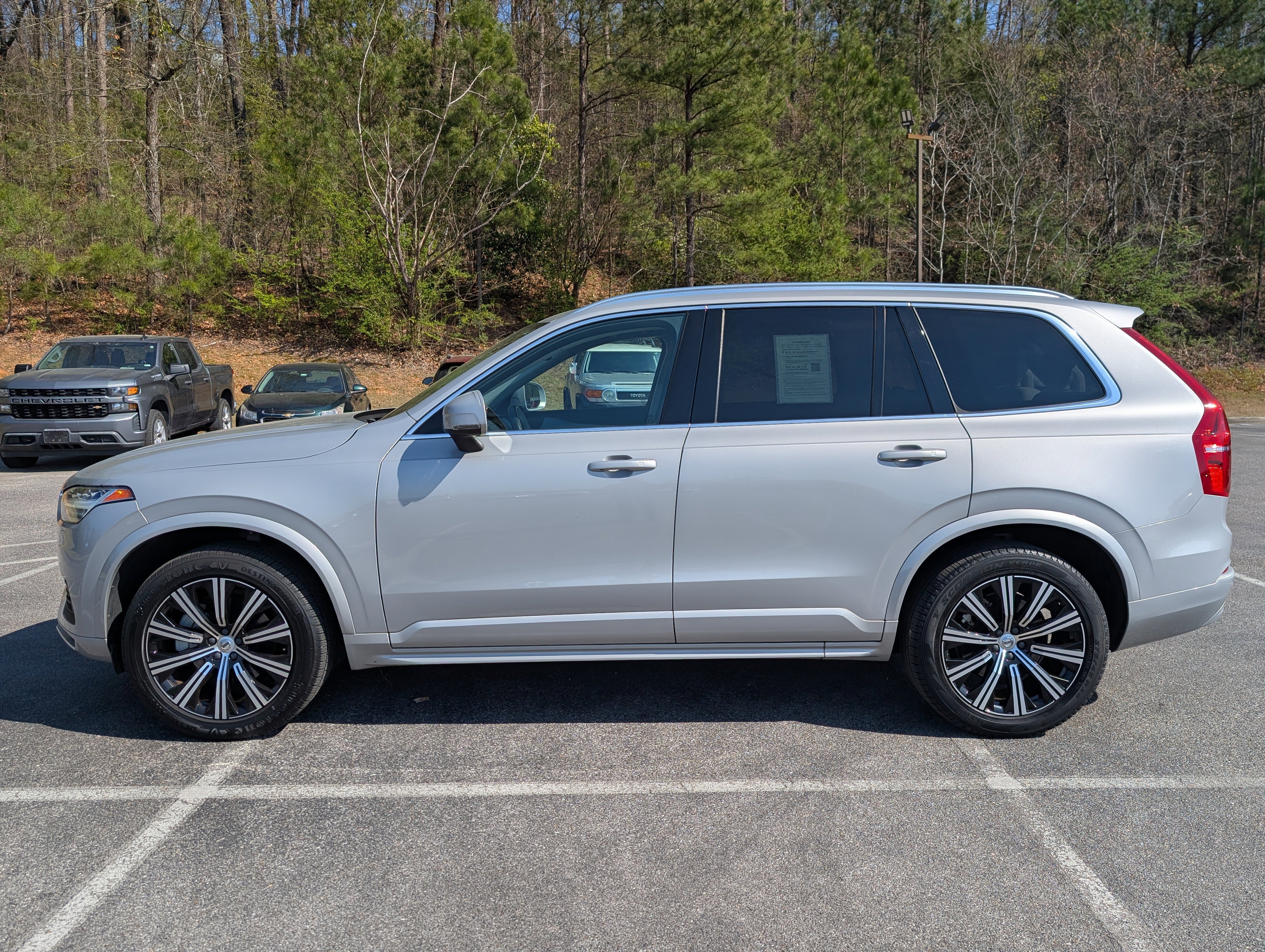 Used 2023 Volvo XC90 B5 Core image 6