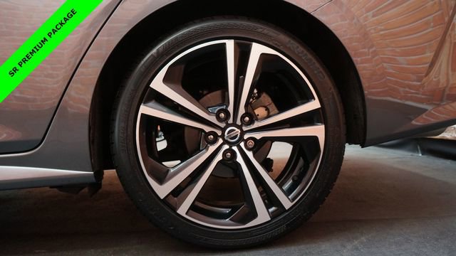 Certified 2023 Nissan Sentra SR w/ SR Premium Package image 75