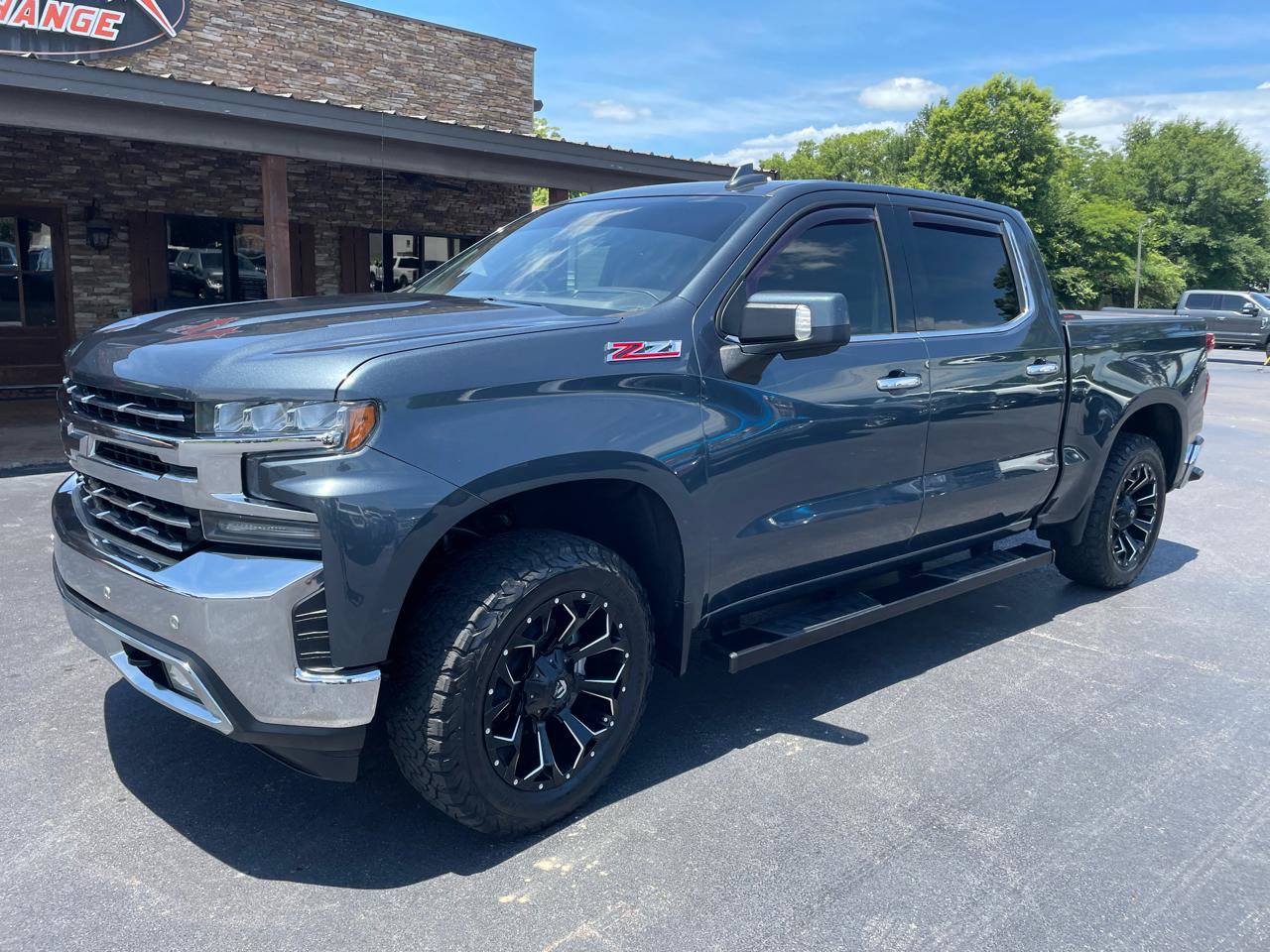 Used 2019 Chevrolet Silverado 1500 LTZ w/ LTZ Plus Package AWD/4WD image 4