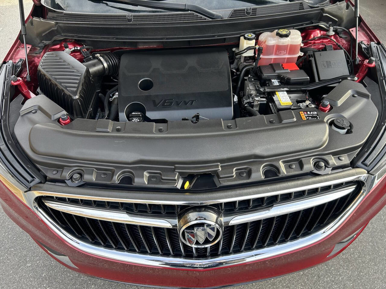 Used 2018 Buick Enclave Premium w/ Experience Buick Package image 17