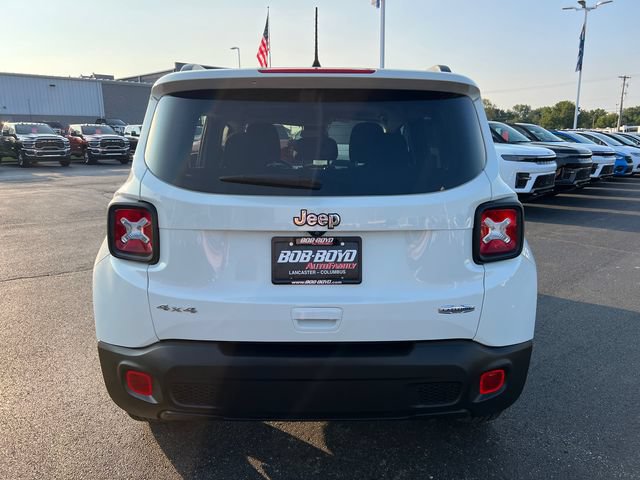 Used 2021 Jeep Renegade Latitude AWD/4WD image 5