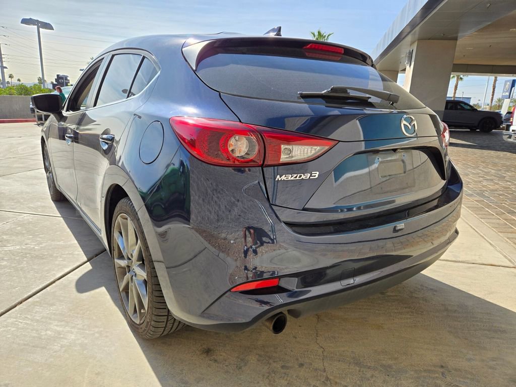 Used 2018 MAZDA MAZDA3 Grand Touring w/ Premium Equipment Package image 3