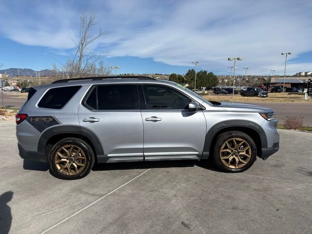 Used 2024 Honda Pilot Touring image 9