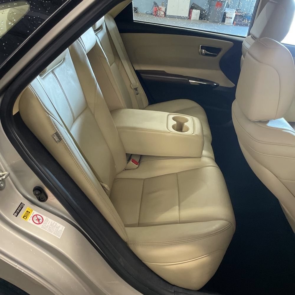 Used 2015 Toyota Avalon XLE Premium FWD image 13
