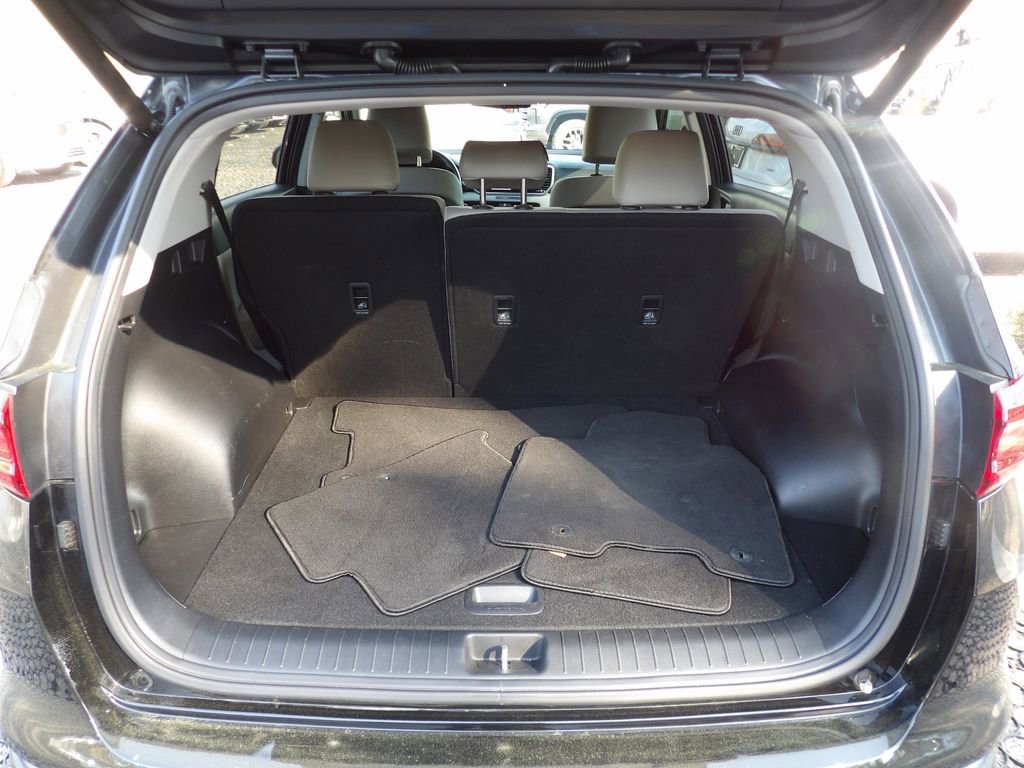 Used 2021 Kia Sportage EX w/ EX Technology Package image 24