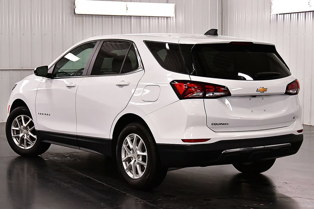 Used 2024 Chevrolet Equinox LT FWD image 5