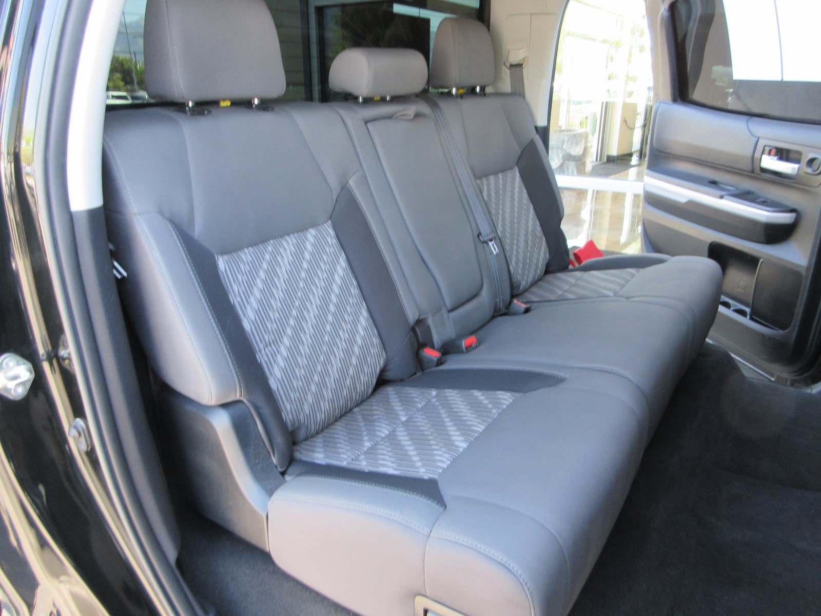 Used 2019 Toyota Tundra SR5 AWD/4WD image 18