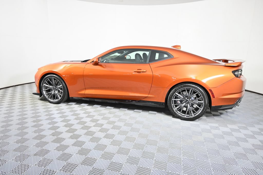 Used 2023 Chevrolet Camaro ZL1 RWD image 3