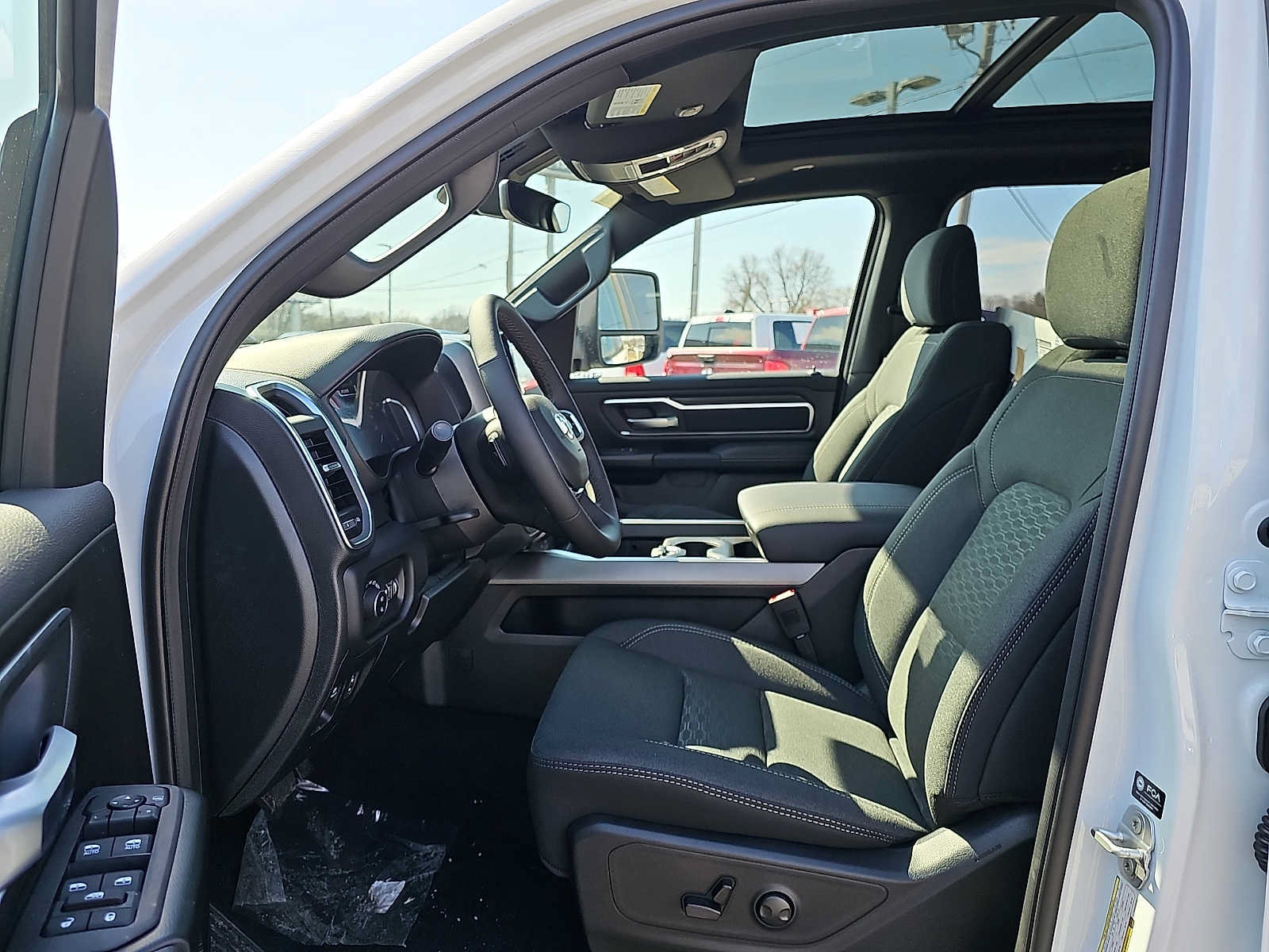 New 2026 RAM 1500 Big Horn AWD/4WD image 9