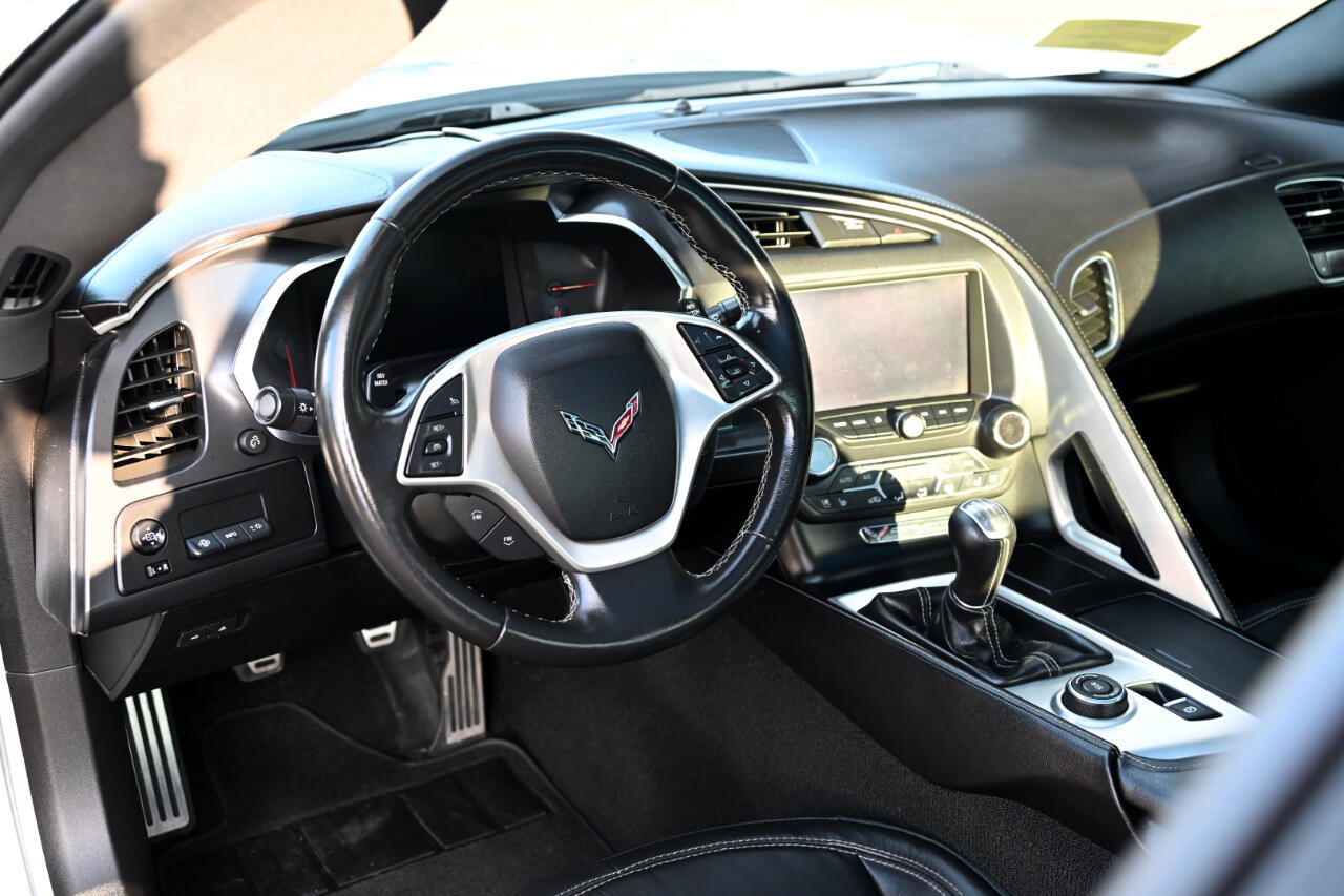 Used 2015 Chevrolet Corvette Stingray Coupe w/ 2LT Preferred Equipment Group image 18