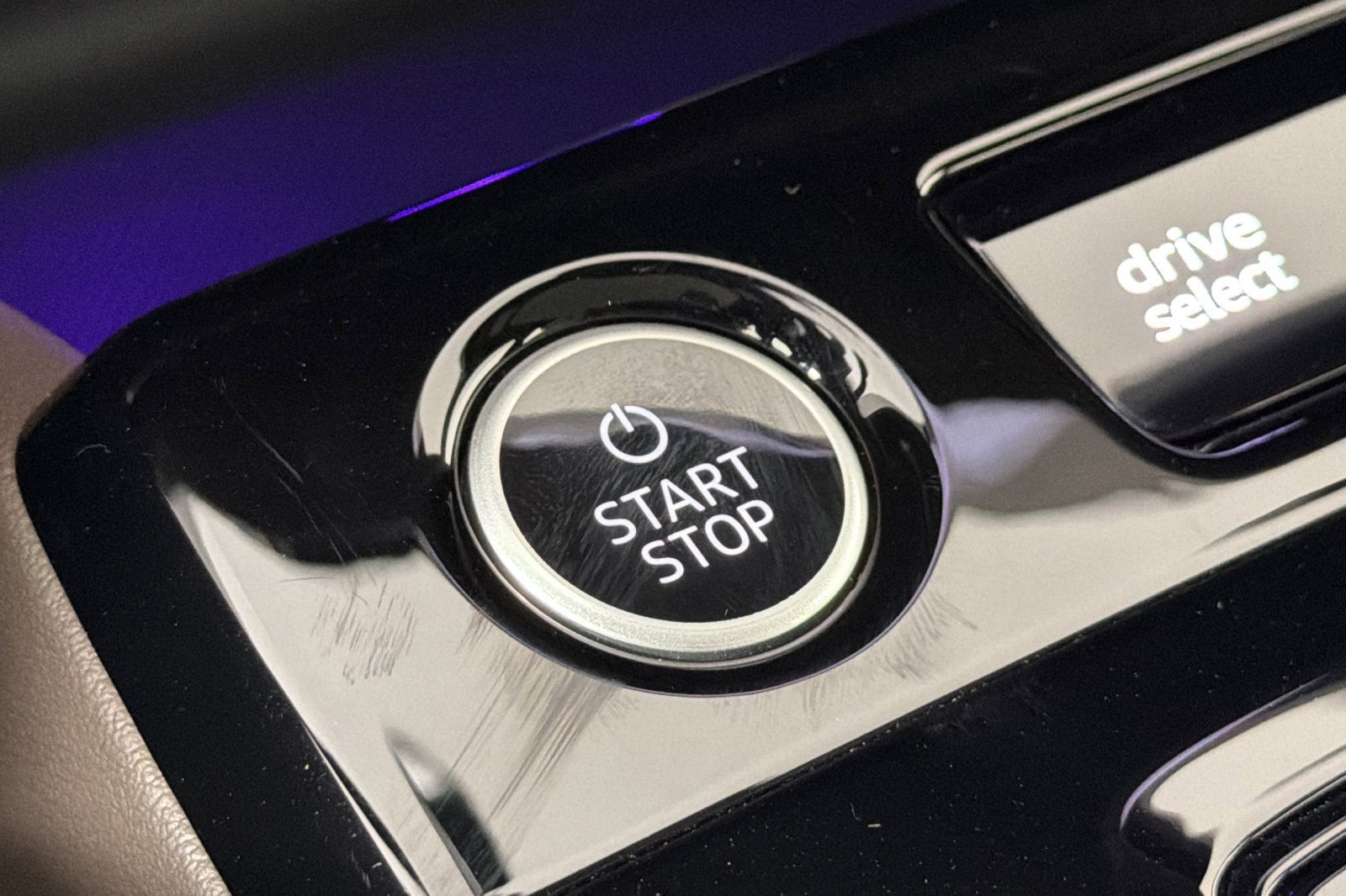 Certified 2025 Audi A6 e-tron Premium Plus w/ Premium Plus image 21