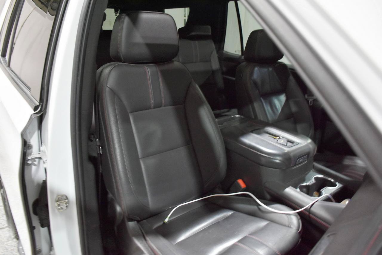 Used 2022 Chevrolet Tahoe RST w/ Luxury Package AWD/4WD image 19