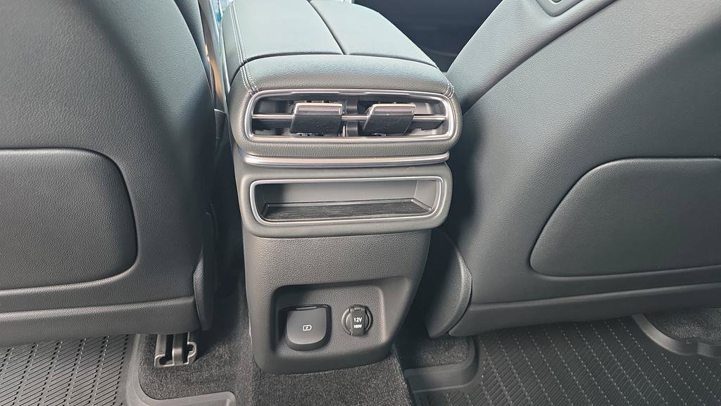 New 2026 Genesis GV80 2.5T AWD/4WD image 3