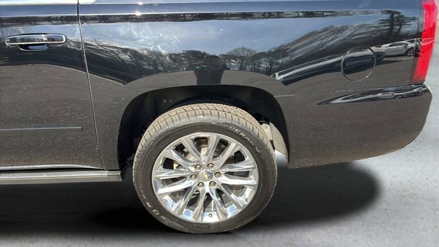 Used 2019 Chevrolet Suburban Premier w/ Premier Plus Edition image 36